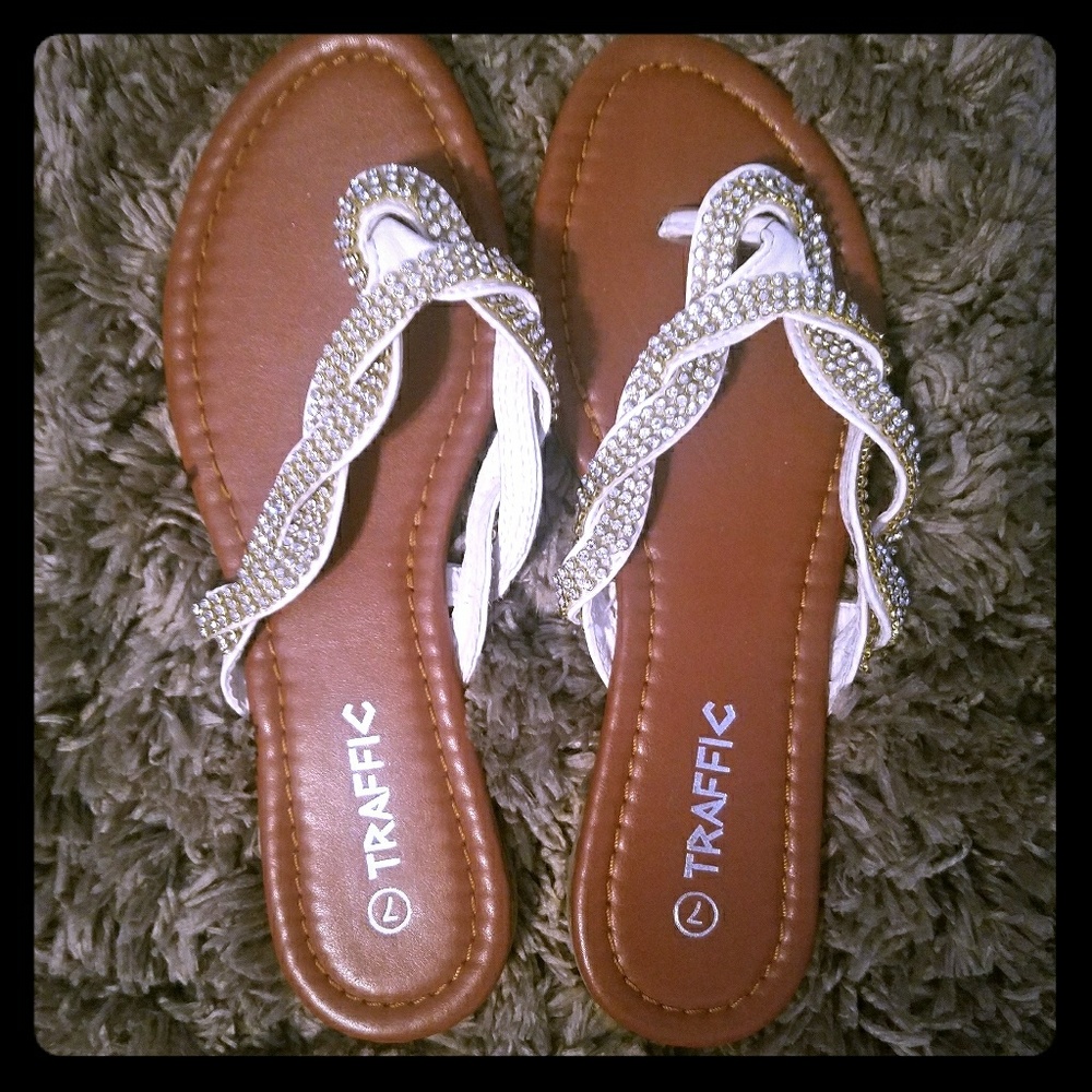 Never used! Traffic sandals! 🤗
